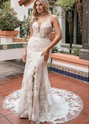 Spaghetti Straps Ivory Floral Lace Tulle Slit Charming Wedding Dress